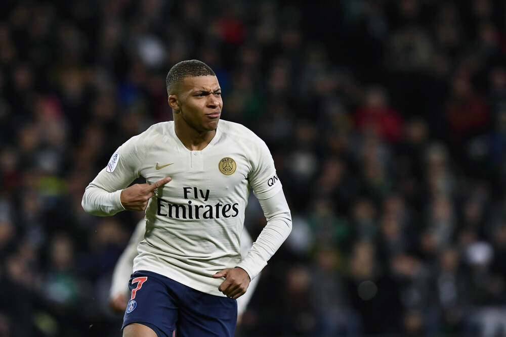 跨年夜的“物理军训”：曹则贤4小时硬核开讲原子世界